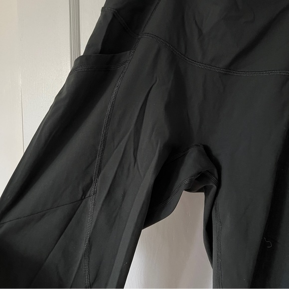 Everlane Perform Legging - Picture 3 of 5